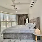 Bujalux Apartment